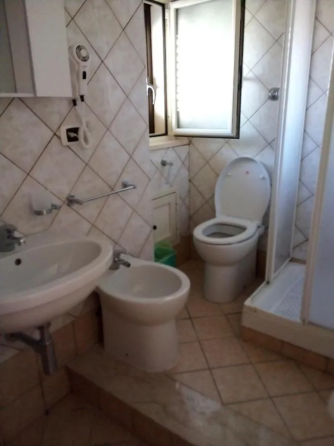 La Casa Dei Nonni Camere Montallegro